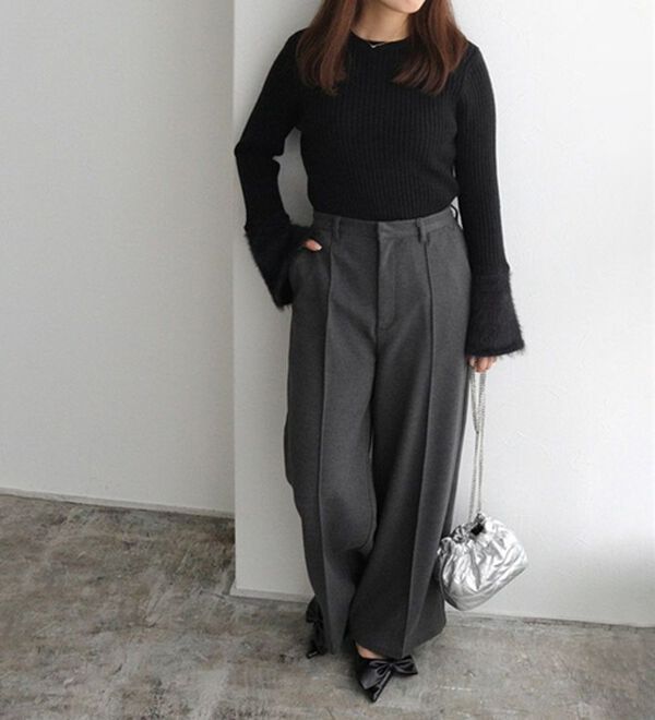 Pierrot（ピエロ）の「カット起毛ピンタックワイドパンツ（ワイドパンツ・ガウチョ）」｜詳細画像