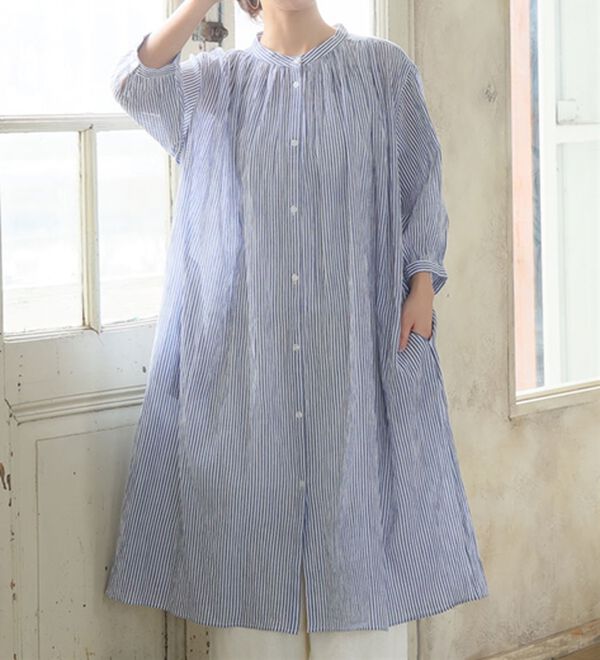 A HAPPY MARILYN（アハッピーマリリン）の「【Ｌ～６Ｌ】【選べる袖丈】【風通るプレミアム】綿・楊柳シャツチュニック（チュニック）」｜ネイビーストライプ