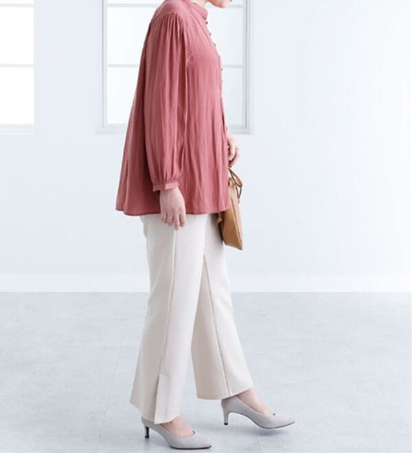 BELLUNA（ベルーナ）の「サテンドビー素材切替デザインブラウス（ブラウス）」｜詳細画像