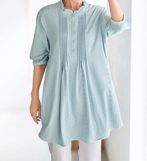 BELLUNA（ベルーナ）の「カットレースフレアーチュニック（チュニック）」｜サックス
