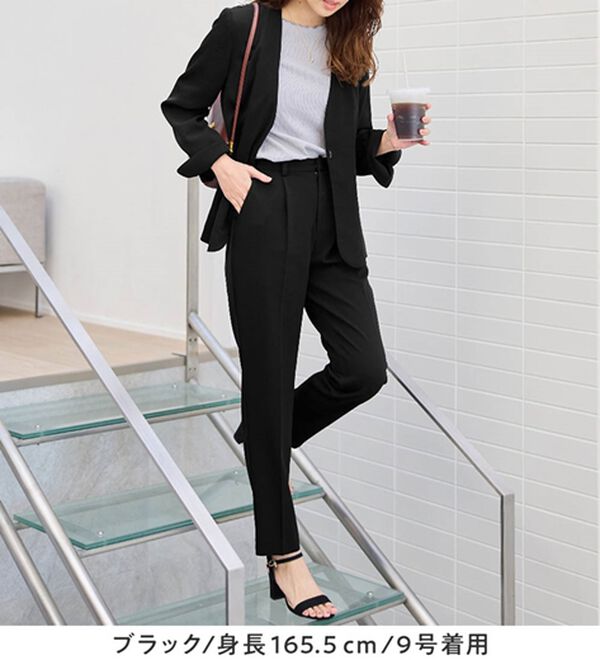 alotta（アロッタ）の「【２点セット】洗える！多機能ノーカラージャケットスーツ（パンツスーツ）」｜詳細画像