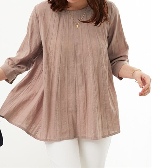 BELLUNA（ベルーナ）の「【店舗・ネット限定】シャドーストライプ素材タック使いブラウス（ブラウス）」｜詳細画像