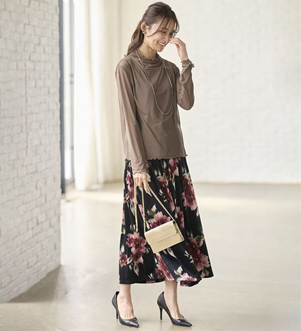 BELLUNA（ベルーナ）の「《重ねて楽しむ！》シアー素材ボトルネックプルオーバー（カットソー）」｜詳細画像