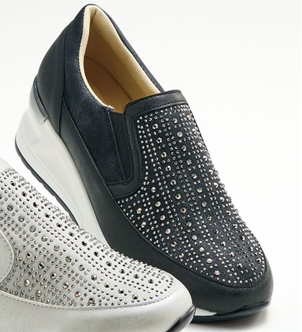 BELLUNA（ベルーナ）の「４Ｅ厚底ビジュースリッポン（スリッポン）」｜ブラック