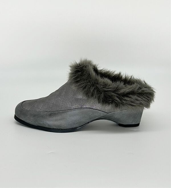 BELLUNA（ベルーナ）の「４Ｅキルティングファーミュール（フラットシューズ）」｜詳細画像