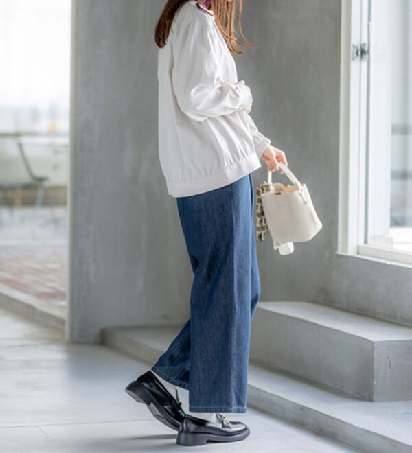 BELLUNA（ベルーナ）の「艶やかシアーベロア袖シャーリングプルオーバー（カットソー）」｜詳細画像