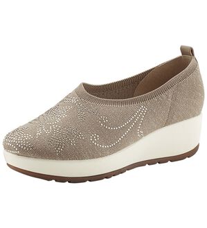 BELLUNA（ベルーナ）の「華やかニットウェッジパンプス（パンプス）」｜ベージュ