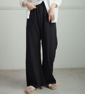 A HAPPY MARILYN（アハッピーマリリン）の「【Ｌ～８Ｌ】＜身長別に選べる２丈＞さらっと美脚ゆるカーブパンツ（ワイドパンツ・ガウチョ）」｜ブラック