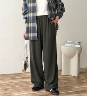 GeeRA（ジーラ）の「カットメルトンとろみイージーパンツ（その他パンツ）」｜杢チャコール