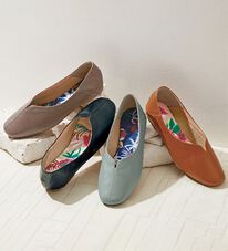 BELLUNA（ベルーナ）の「美ラインカッティングチラリ花柄パンプス（パンプス）」