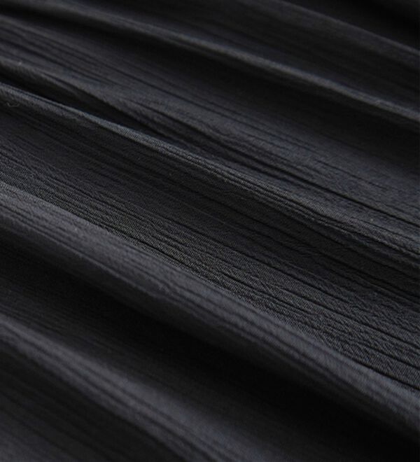 Viola e Viola（ヴィオラ エ ヴィオラ）の「【接触冷感】ひんやり涼しいタックデザインレイヤード風ブラウス（ブラウス）」｜詳細画像