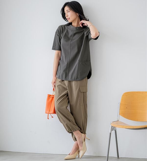 BELLUNA（ベルーナ）の「抗菌防臭綿１００％切替デザインプルオーバー（カットソー）」｜詳細画像