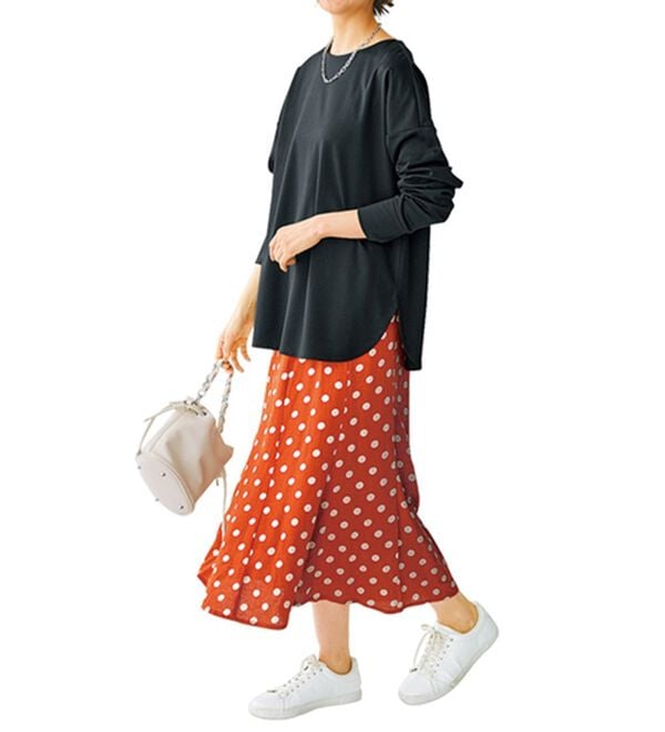 BELLUNA（ベルーナ）の「もちっとなめらか！大人顔サマ見えプルオーバー（カットソー）」｜詳細画像