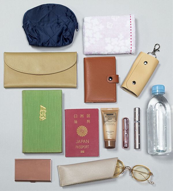 BELLUNA（ベルーナ）の「牛革多ポケット２ＷＡＹ手提げ（ハンドバッグ）」｜詳細画像