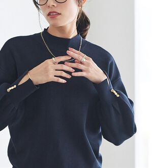 Pierrot（ピエロ）の「ゴールドボタンボリュームスリーブニット（ニット・セーター）」｜ネイビー