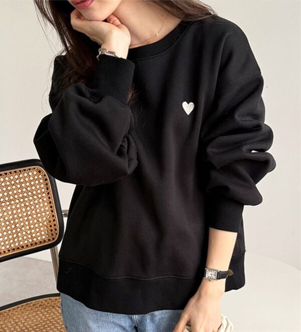 GeeRA（ジーラ）の「ロゴ＆ハート刺しゅう裏起毛スウェット（トレーナー・スウェット）」｜詳細画像