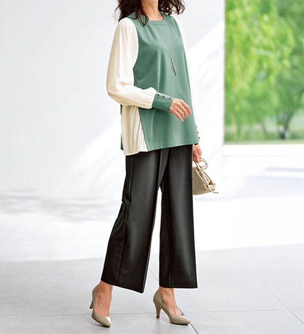 BELLUNA（ベルーナ）の「サイドプリーツ袖ボタン使いプルオーバー（カットソー）」｜詳細画像