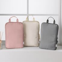 iellio（イエリオ）の「圧縮トラベルポーチ４点セット（その他日用品）」