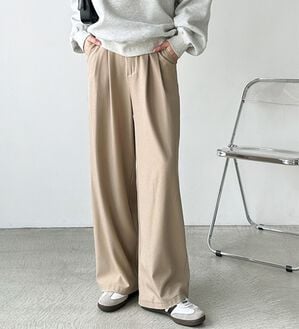 GeeRA（ジーラ）の「着心地抜群！ハイウエストダブルタックワイドパンツ（フルレングスパンツ）」｜ベージュ