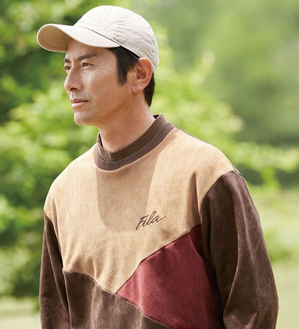 「＜フィラ＞スエード調ニット使い裏ボアトレーナー（メンズトレーナー）」｜詳細画像