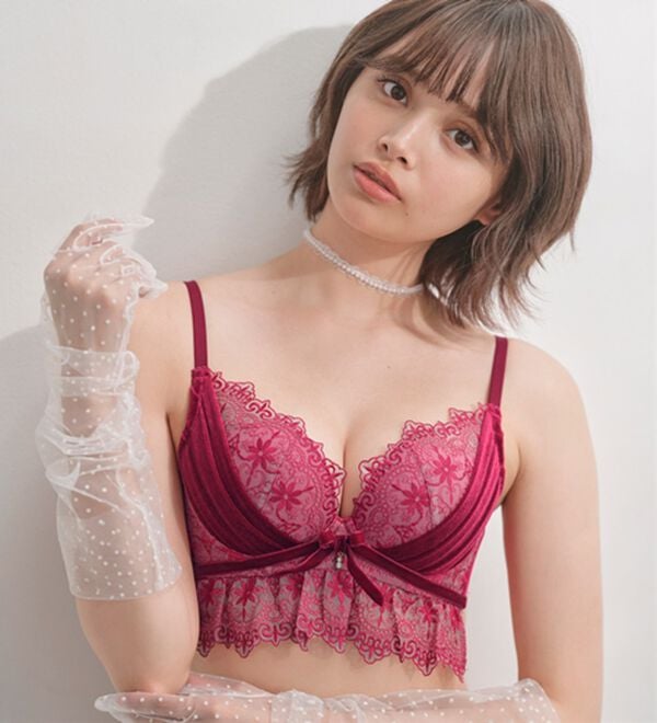 YU'NOW（ユナウ）の「まる胸メイクのちゅるんブラ＆ショーツ（ブラジャー＆ショーツセット）」｜詳細画像