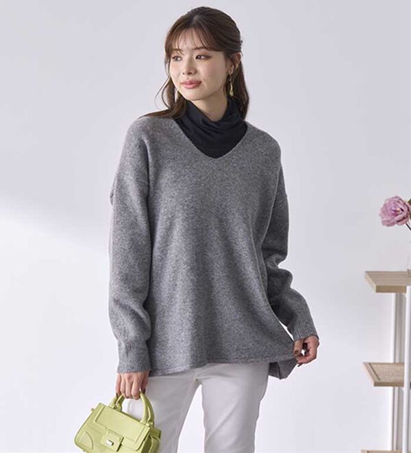 BELLUNA（ベルーナ）の「インナーに合わせるウール入りニットプルオーバー（ニット・セーター）」｜詳細画像