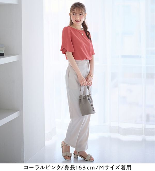 alotta（アロッタ）の「【4つの機能付】ひんやりチューリップ袖ブラウスTシャツ（カットソー）」｜詳細画像