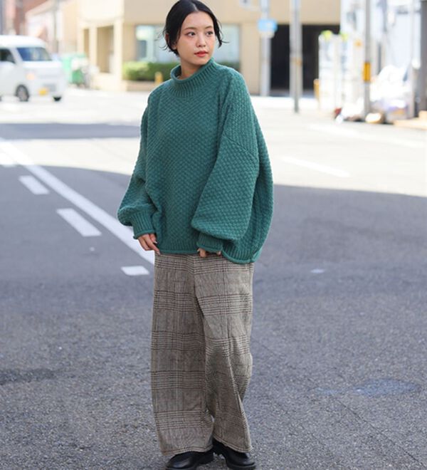 A HAPPY MARILYN（アハッピーマリリン）の「【ＬＬ～６Ｌ】苦しくないバスケット編みチャンキーニット（ニット・セーター）」｜詳細画像