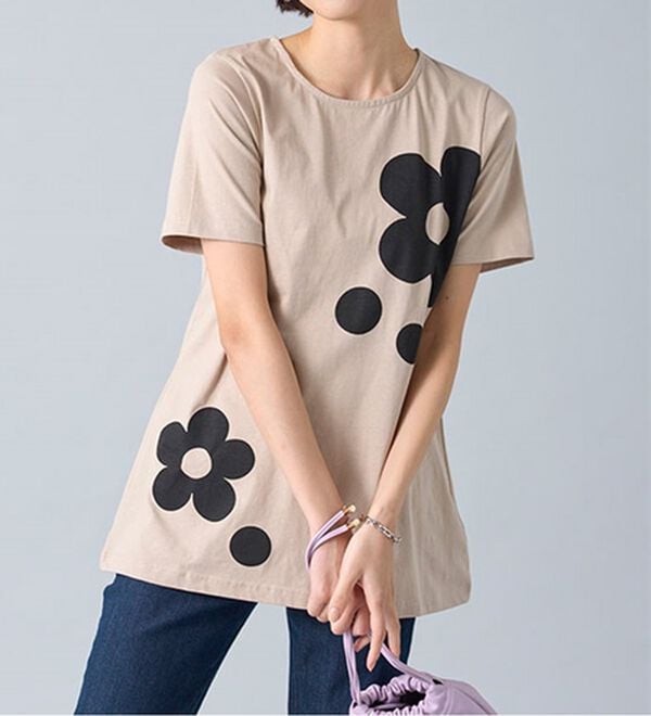 BELLUNA（ベルーナ）の「ひんやリッチコットン大人のプリントロング丈Ｔシャツ（カットソー）」｜詳細画像