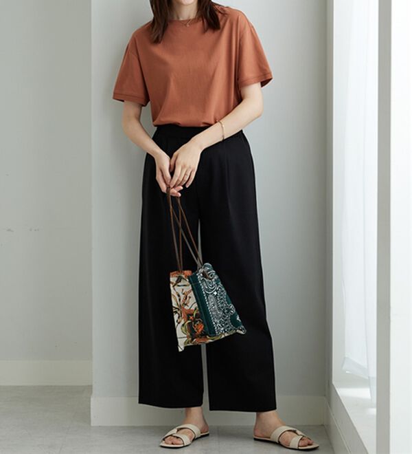 BELLUNA（ベルーナ）の「ポンチ素材タック使いワイドパンツ（ワイドパンツ・ガウチョ）」｜詳細画像