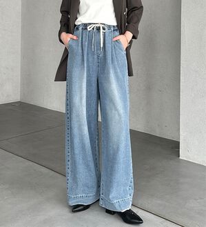 GeeRA（ジーラ）の「美脚見えイージーワイドデニムパンツ（フルレングスパンツ）」｜サックス