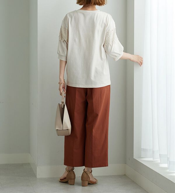 BELLUNA（ベルーナ）の「ケミカルレース使い華やかプルオーバー（カットソー）」｜詳細画像