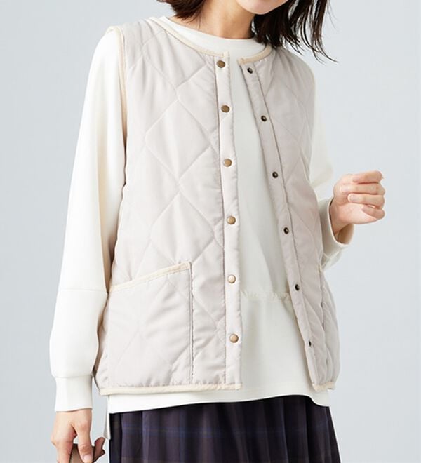 BELLUNA（ベルーナ）の「【洗える！】裏ファー素材中わたキルトベスト（ベスト）」｜詳細画像