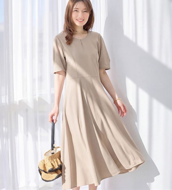 alotta（アロッタ）の「【4つの機能付】タック袖Ａラインワンピース（その他ワンピース）」｜詳細画像