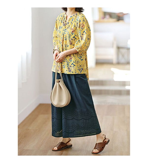 ドビー素材花柄プリントブラウス - ベルーナ【公式】