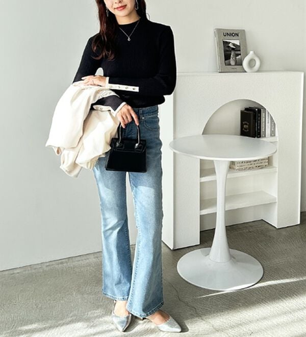 GeeRA（ジーラ）の「袖口ボタン配色ハイネックリブニット（ニット・セーター）」｜詳細画像