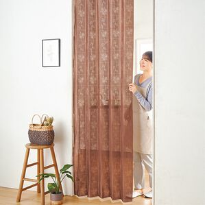 「日本製テイジン糸使用　断熱アコーディオンカーテン（のれん・間仕切り・カーテン関連品）」｜ブラウン