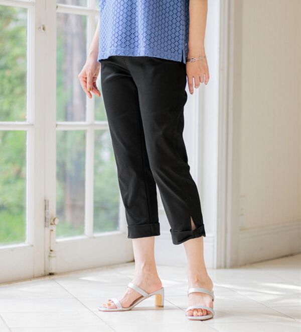 BELLUNA（ベルーナ）の「ヒンヤリ&times;サラリ速乾！綿サテンストレッチ裾リボンクロップドパンツ（クロップドパンツ）」｜詳細画像