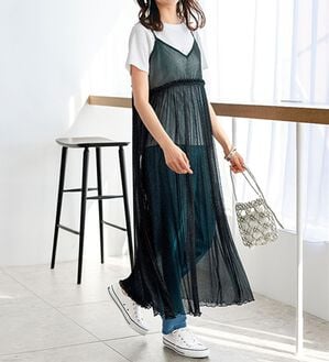 BELLUNA（ベルーナ）の「ラメシアーキャミワンピース（その他ワンピース）」｜ブラック