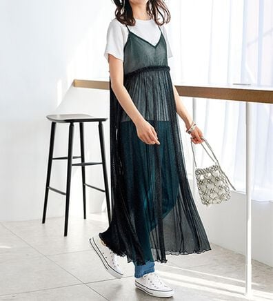 BELLUNA（ベルーナ）の「ラメシアーキャミワンピース（その他ワンピース）」