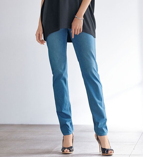 BELLUNA（ベルーナ）の「＜ＣＯＶＥＲＯＳＳ（Ｒ）＞ウルトラフリーザー超冷感パンツ（フルレングスパンツ）」｜詳細画像