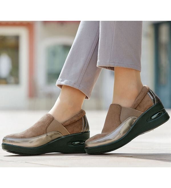 BELLUNA（ベルーナ）の「サイドゴアエアソールシューズ（スリッポン）」｜詳細画像