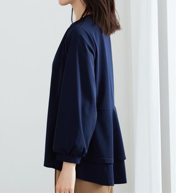 BELLUNA（ベルーナ）の「【再入荷】ボリューム袖美人顔バックフレアーＴブラウス（ブラウス）」｜詳細画像