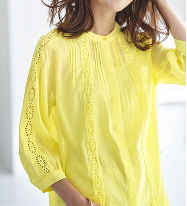 BELLUNA（ベルーナ）の「シアー素材マーガレットレース使いチュニック（チュニック）」｜イエロー