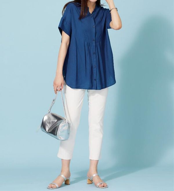 BELLUNA（ベルーナ）の「麻調素材タック使いシャツチュニック（ブラウス）」｜詳細画像