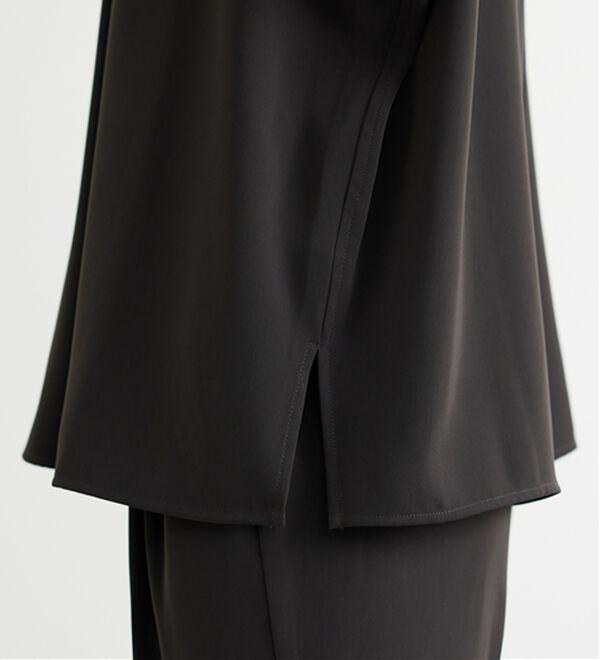 BELLUNA（ベルーナ）の「〈オフィス対応〉スキッパーブラウス（ブラウス）」｜詳細画像