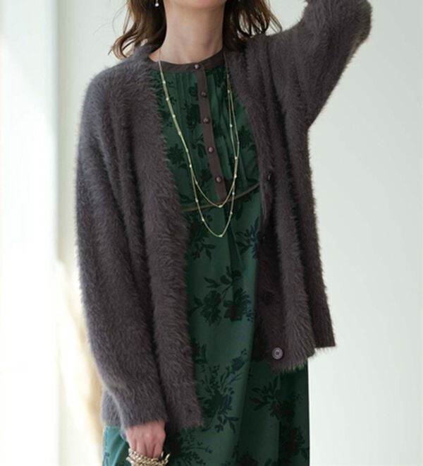 BELLUNA（ベルーナ）の「ビンテージ柄ピンタック使いワンピース（その他ワンピース）」｜詳細画像