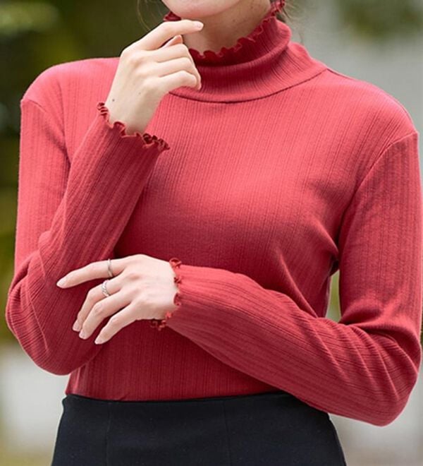 LAVIENNE（ラヴィエンヌ）の「着回し力抜群！綿１００％着映えリブインナー（肌着・インナーウェア）」｜ディープレッド