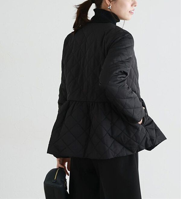 Pierrot（ピエロ）の「ノーカラーフレアキルティングブルゾン（ブルゾン）」｜詳細画像