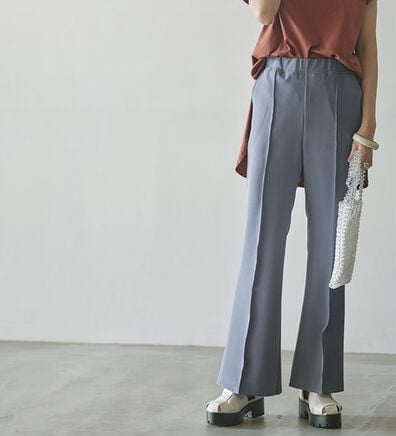 GeeRA（ジーラ）の「楽ちんストレッチ美ラインフレアーパンツ（フルレングスパンツ）」